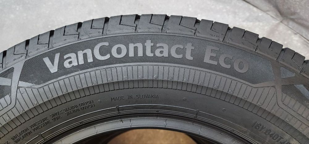 235.65.16C Continental VanContact Eco 2шт