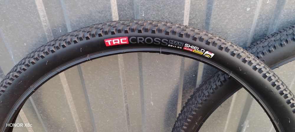 Opona rowerowa 26 TRC ANTYPRZEBICIE 26x1.95