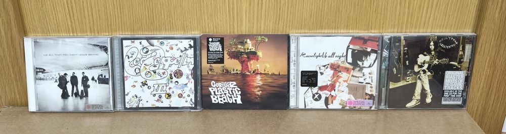 CD's de valor superior a 5€ - diversos estilos de música;