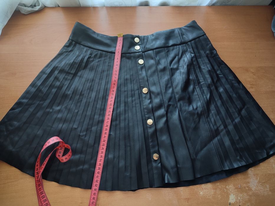 Шкіряна спідниця Zara на кнопках