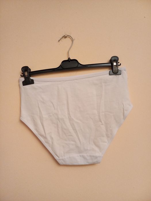 Białe majtki (figi) damskie | r. XXL (44)