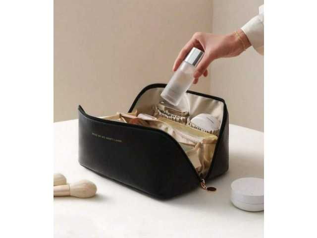 Kosmetyczka  z kieszeniami