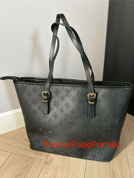 Nowa torebka Louis Vuitton.