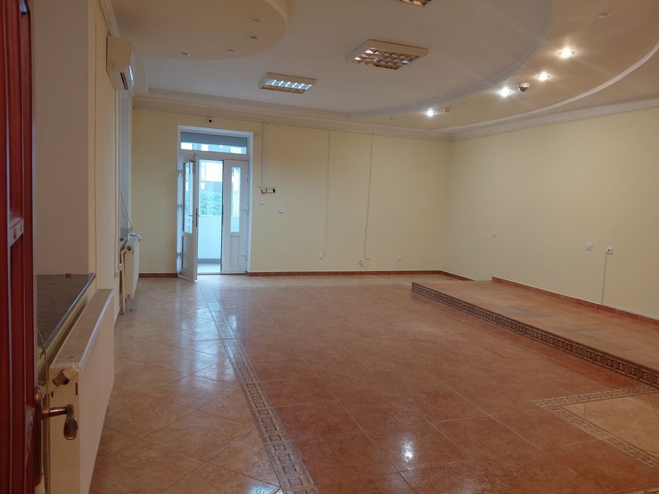 Продаж комерційного приміщення 167кв.м