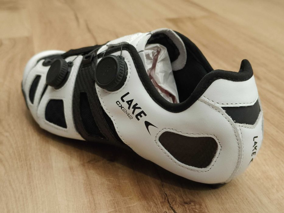 Sapatos de Ciclismo Lake CX242 Wide Carbon "Termo-moldáveis" Novos
