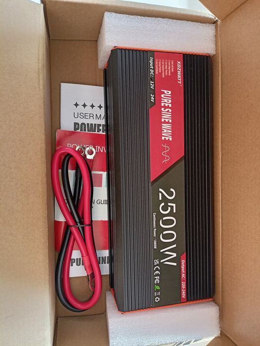 Інвертор(перетворювач)чиста синусоїда DC12V-AC220V(max 2500W)