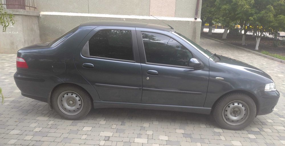 Автомобіль Fiat Albea 2003 р.
