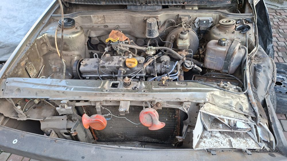 Разборка ВАЗ 21099  2000 г.в. мотор 1.5 8 клап КПП документы впорядке