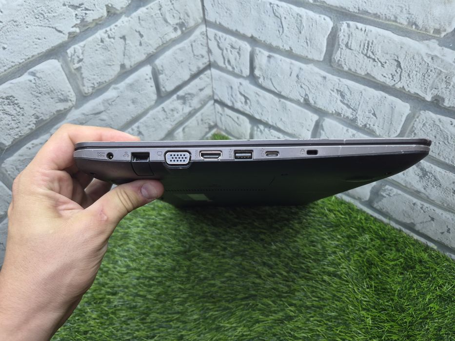 Магазин:Asus X556U / Core i5-7200u / 8ГБ / 256ГБ SSD / Intel HD 620 / Ноутбук.