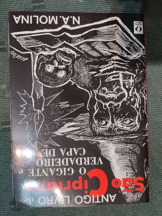 Antigo Livro de São Cipriano O Gigante e verdadeiro capa de aço