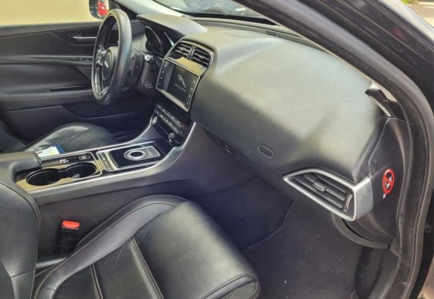 Jaguar XE 2.0 Diesel MR`15 E6, Pure Aut., 2015, automat