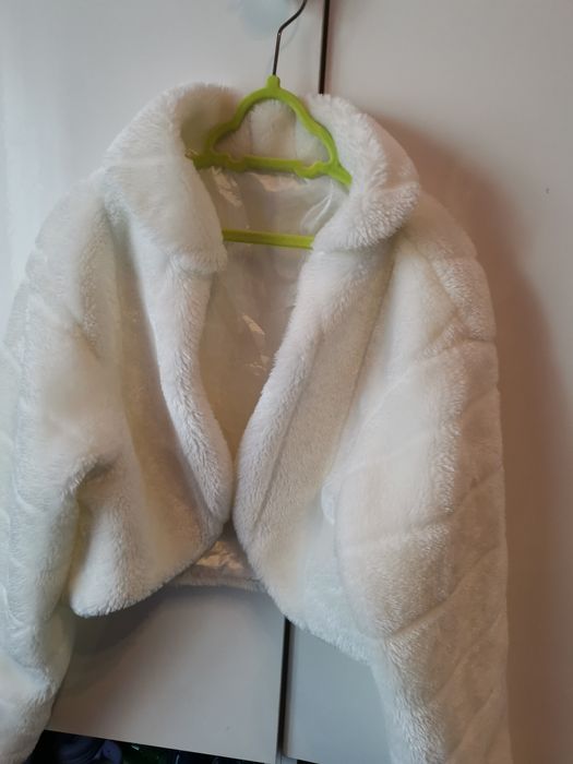 Bolerko komunijne - futerko