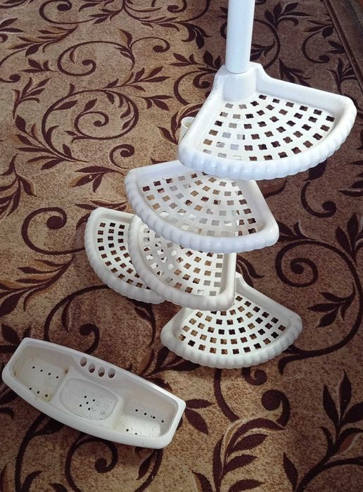 Поличка для ванної кімнати