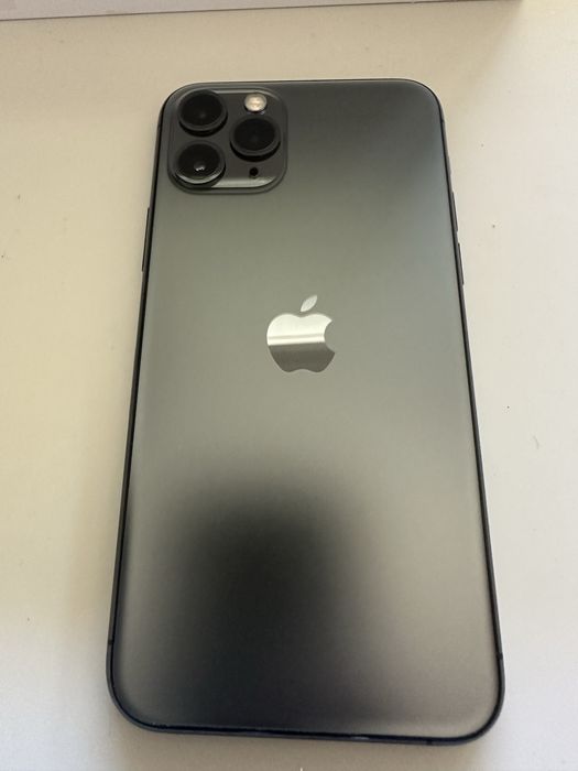Iphone 11 pro 64 GB (IMACULADO c/extras)