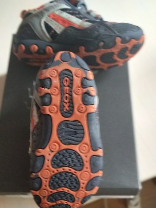 Кроссовки Geox 24 и 26