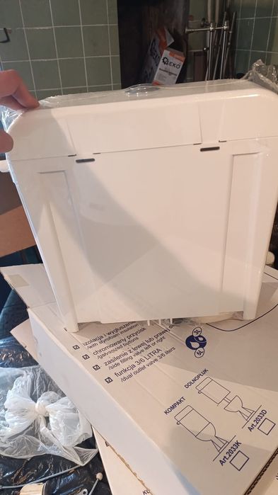 Nowy kompakt WC nowy