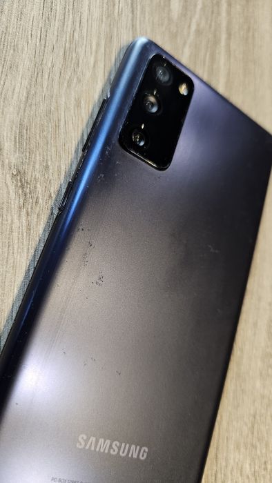 Samsung s20 FE , pamięć 128 GB, 6 GB RAM