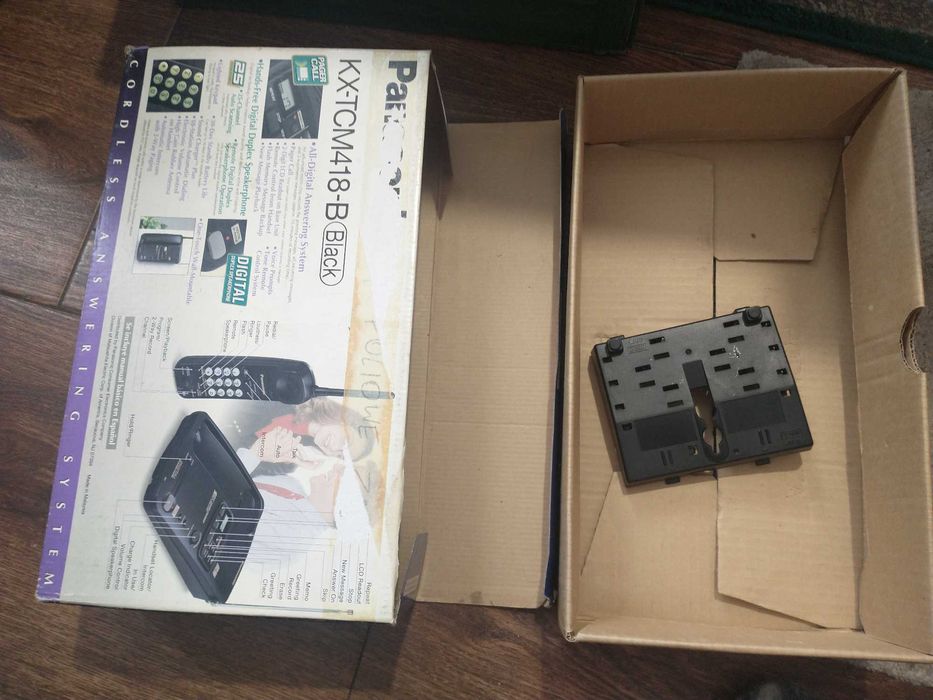 telefon stacjonarny Panasonic KX-TCM 418-B