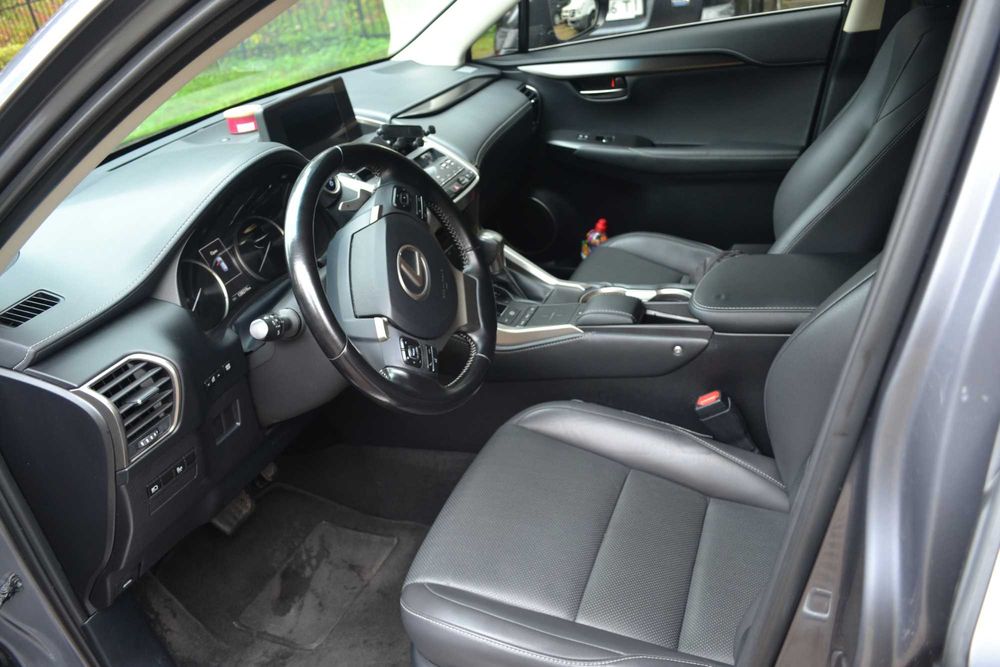 Lexus nx 300h 2018 Відмінний стан