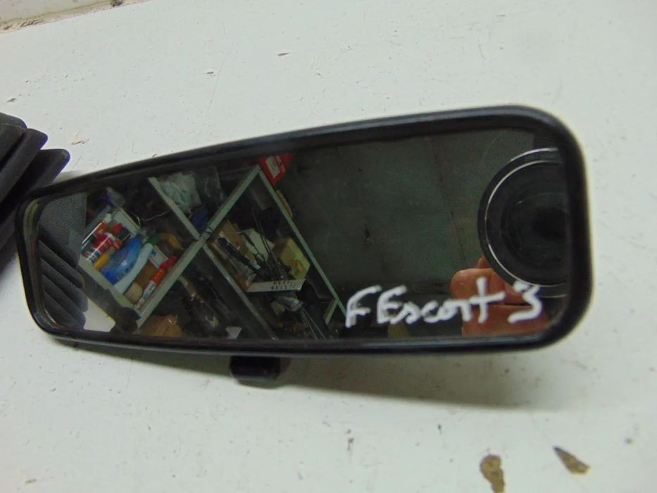 Ford Escort MK3 fole velocidades/Espelho interior