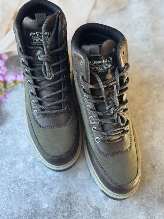 Черевики чоботи  мужские ботинки Levis