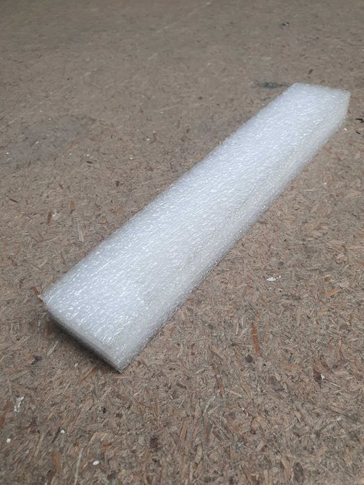 Kształtka polietylenowa 560x30x10mm - 50 szt