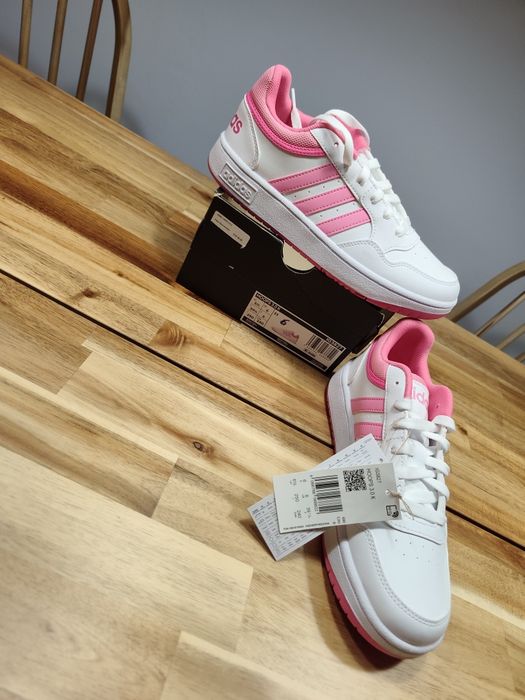 Cx6 tênis Adidas 39.5 novos originais