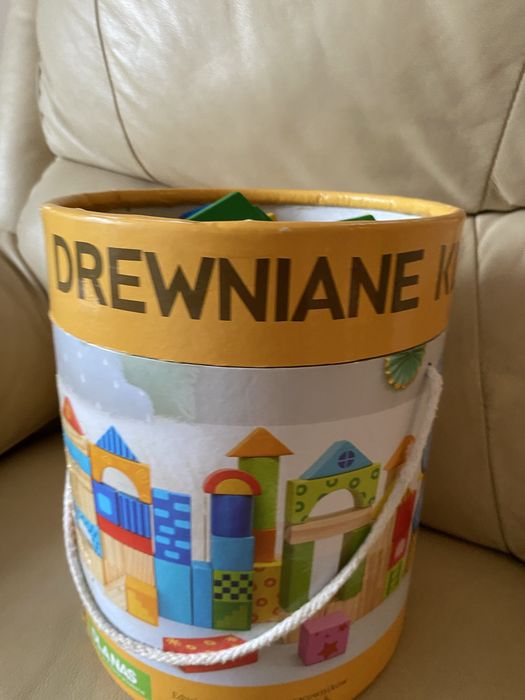 Klocki drewniane duze wiaderko  i pladtikowe