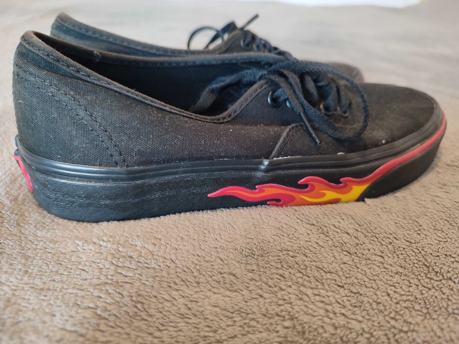 extra tramkpi vans