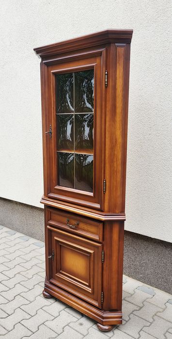 Szafka nowoczesna. Zobacz warto