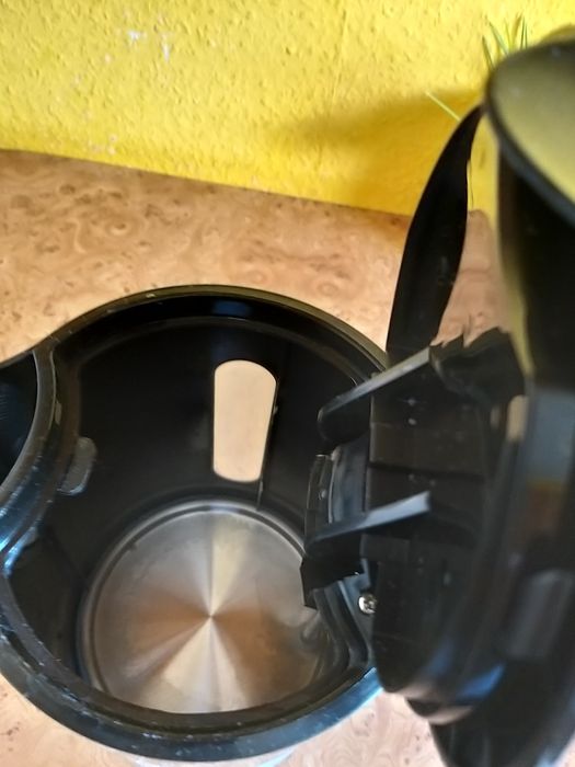 Czajnik bezprzewodowy 1.8 l Clatronic