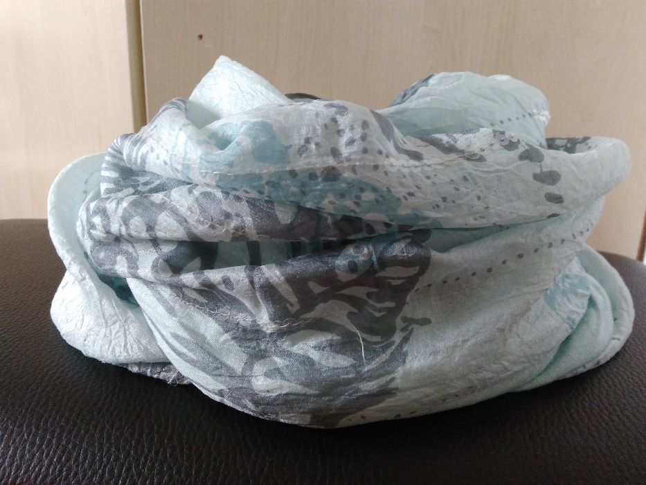 sprzedam szaliki i apaszki