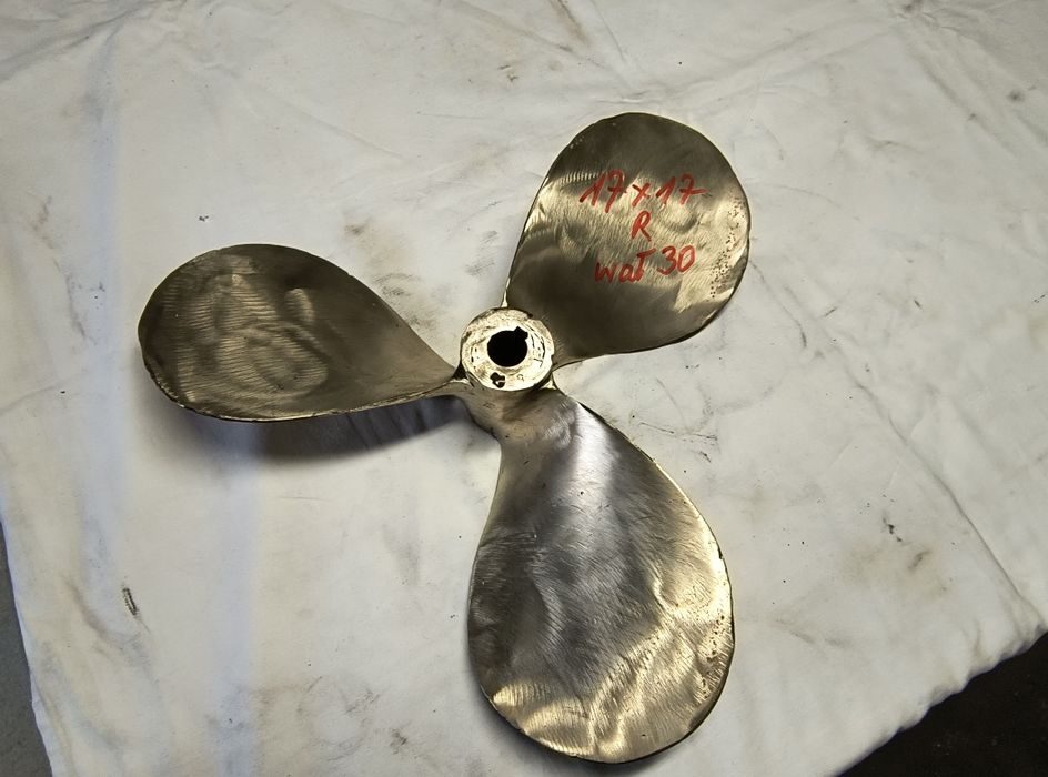 śruba napędowa jacht motorówka