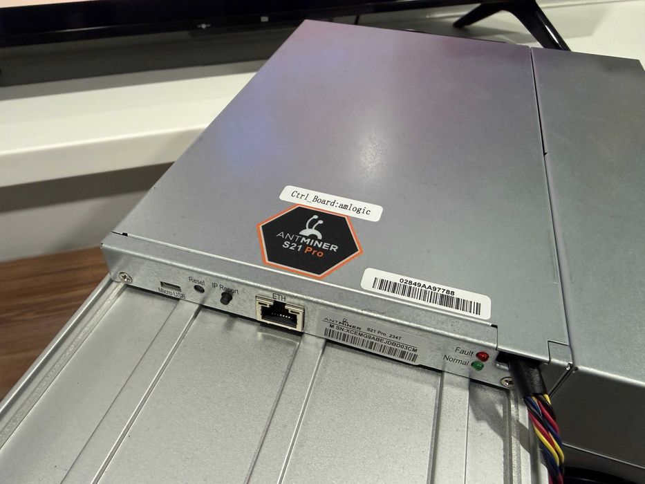 NEW Asic Antminer S21 Pro 245 Th в наявності, Amlogic, Асік + Гарантія