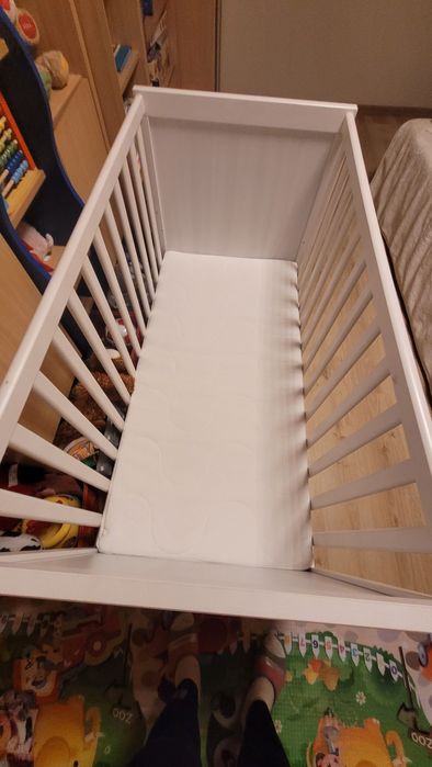 Łóżeczko dziecięce 125x70 + materac | Stan bardzo dobry