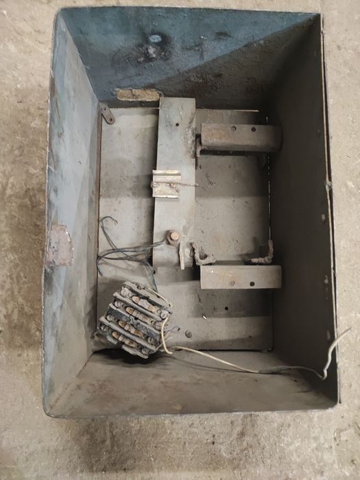 Ящик для электрощитовой