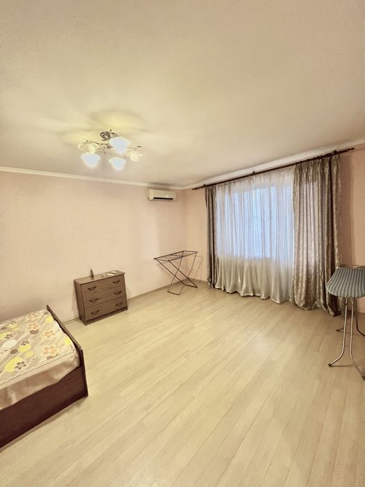 Сдам долгосрочно 1к к-ру,газ,тёплый кирпичный дом,без выселения летом!