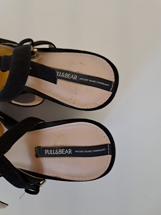 sandały Pull&Bear 39, platforma, czarny welur