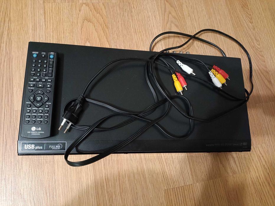 Медиаплееры LG DNU889, DVD-плеер LG DNU889