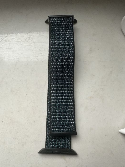 Apple Watch SE2, 81% baterii