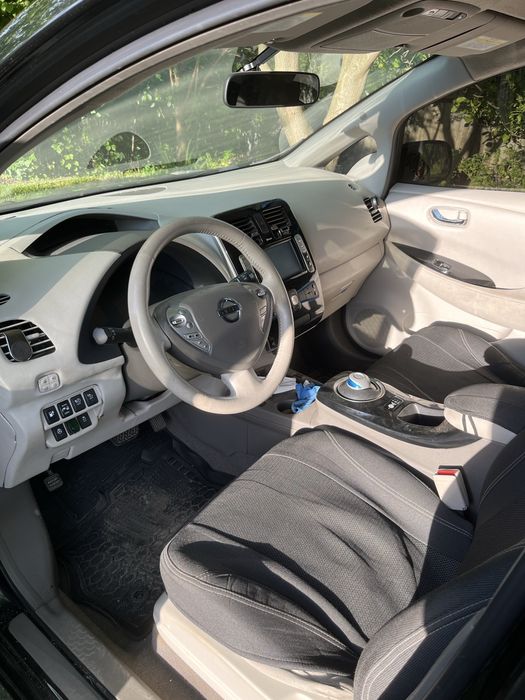 Nissan Leaf 2014