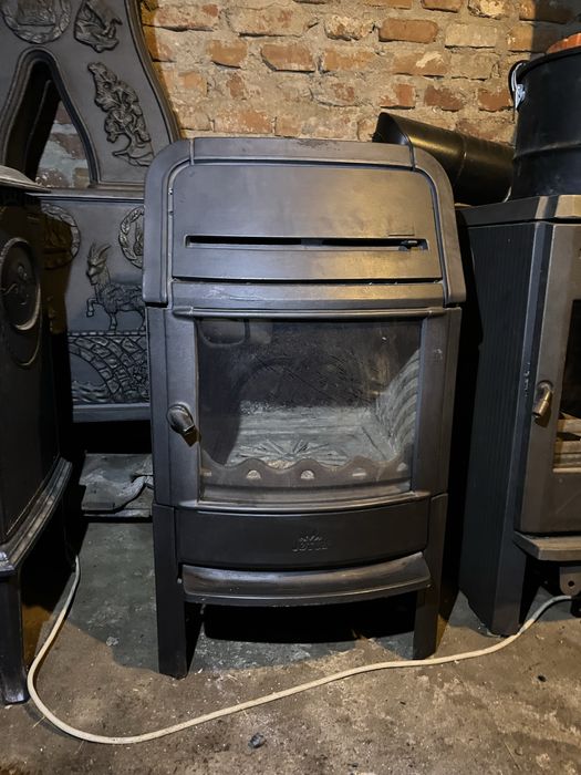 Kominek żeliwny Jotul 8