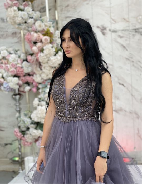 Платье на выпускной / свадьбу