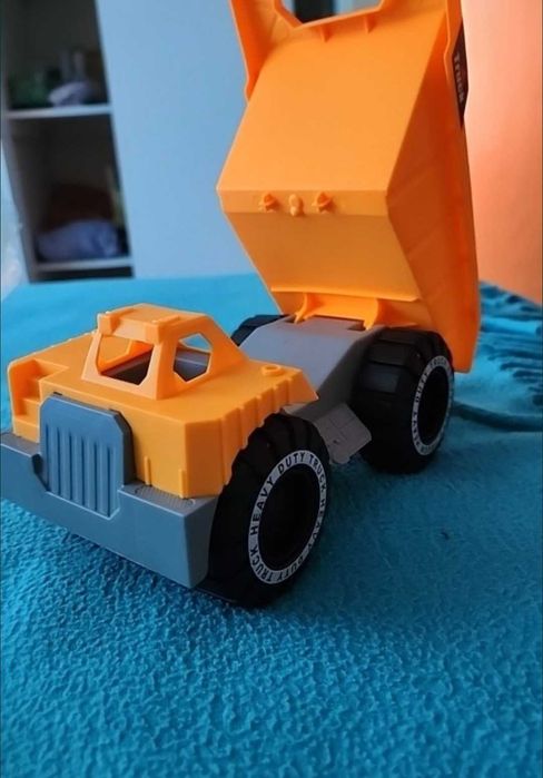 Автомобиль-самосвал "Малыш, давай играть!"