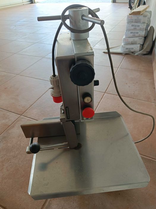 Serra Ossos Medoc ST200 Trifásica