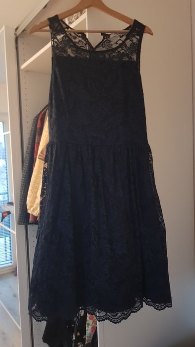 Sukienka na wesele granatowa Quiosque XL koronka tiul