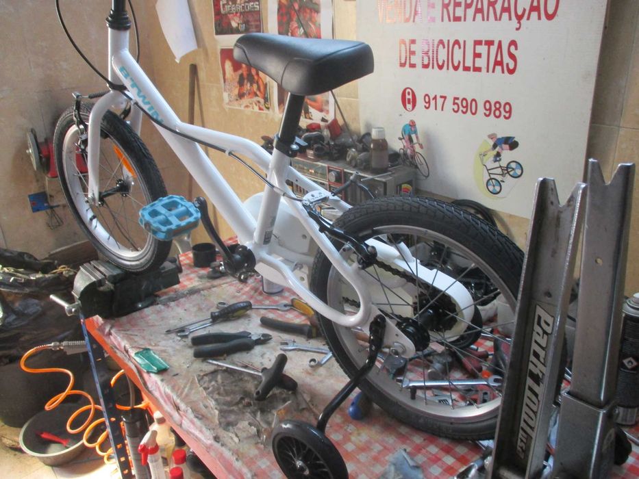 Bicicleta Criança 3-5 anos c/ rodinhas