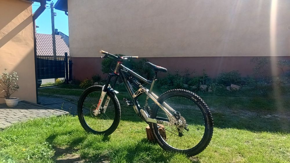 Rower KTM caliber 38 FR/DH