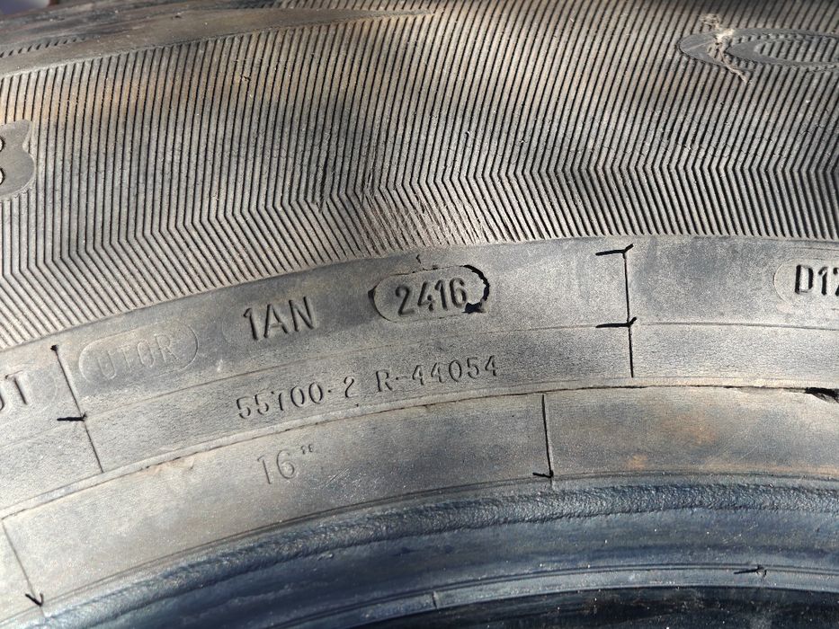 Opony Cooper Discoverer AT3 235/85 r16 2 sztuki bieznik 12mm