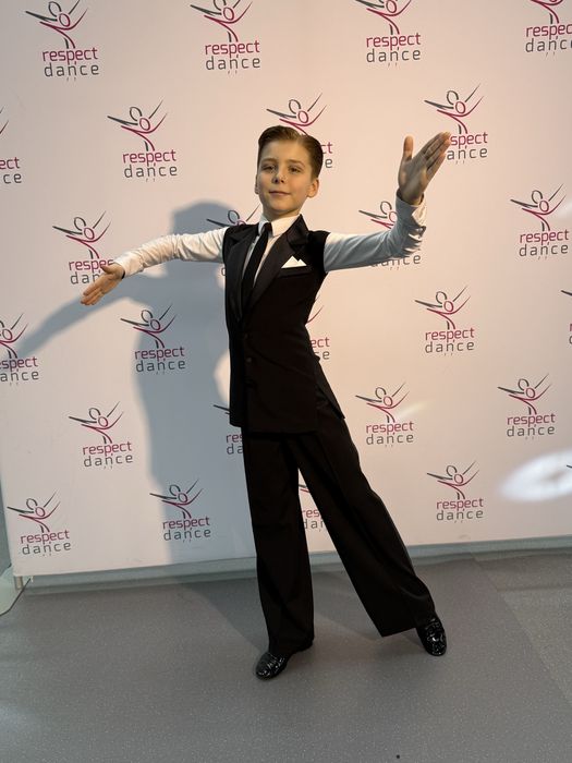 Kamizelka do tańca towarzyskiego 146 cm